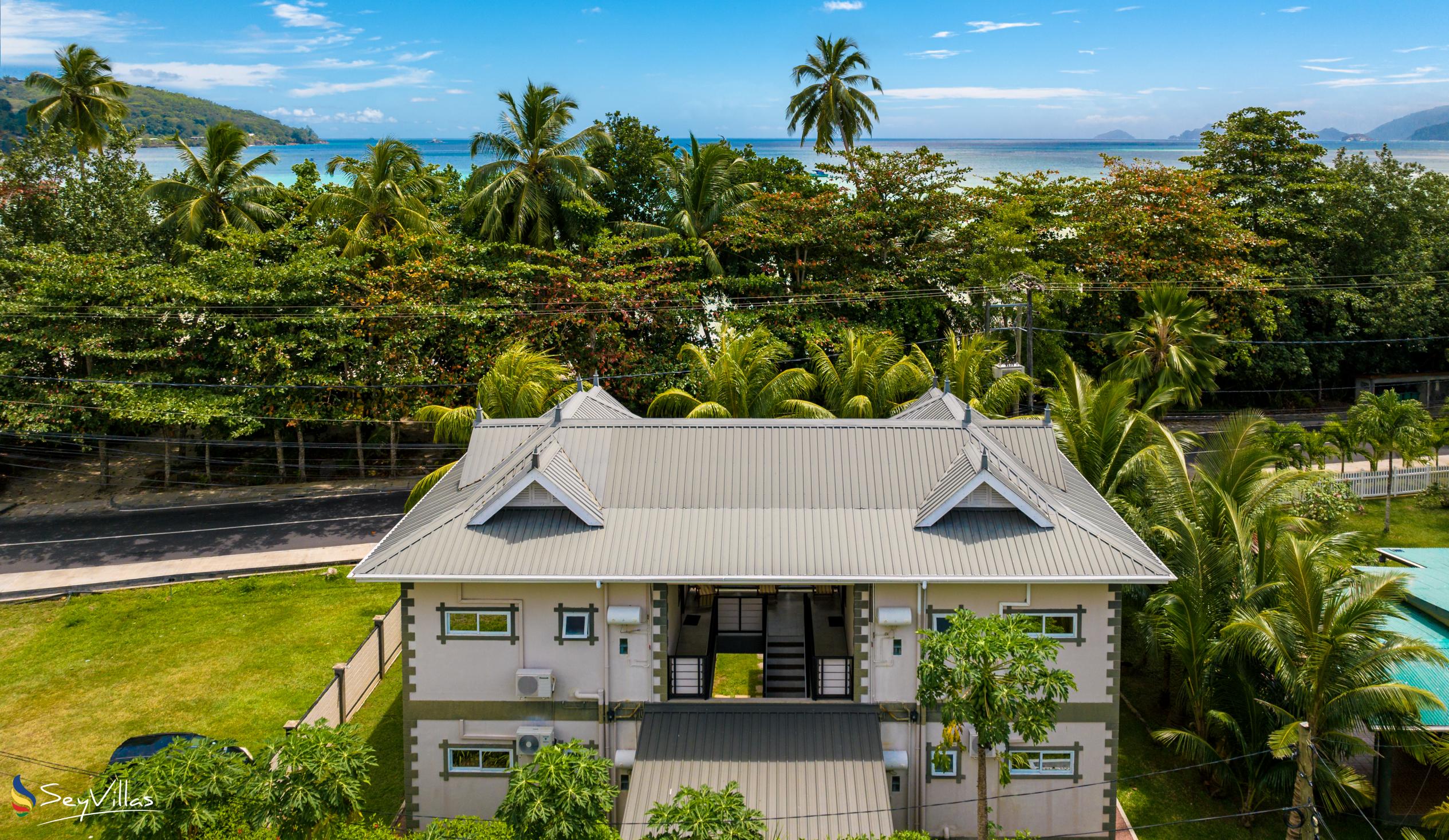 Photo 3: Seaside Self Catering - Outdoor area - Mahé (Seychelles)