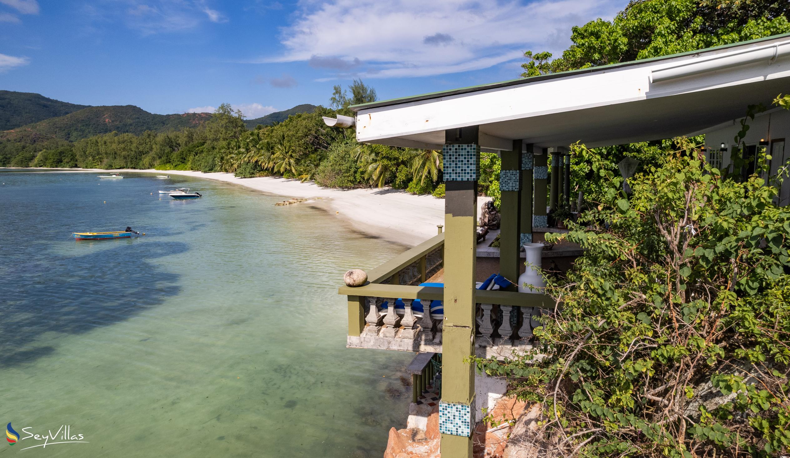 Photo 4: Savy's Place - Outdoor area - Praslin (Seychelles)