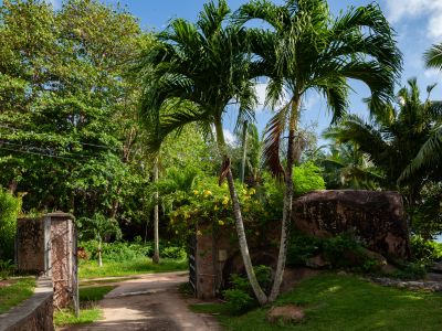 Anse Boudin Chalets & Villa