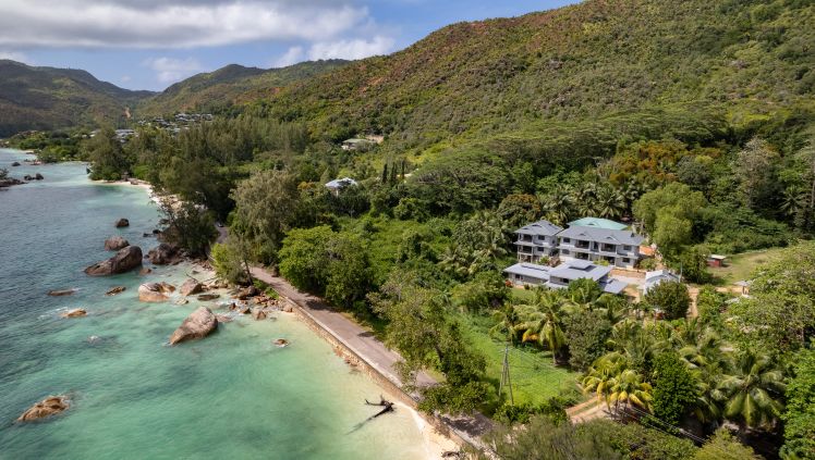 Anse Boudin Chalets & Villa