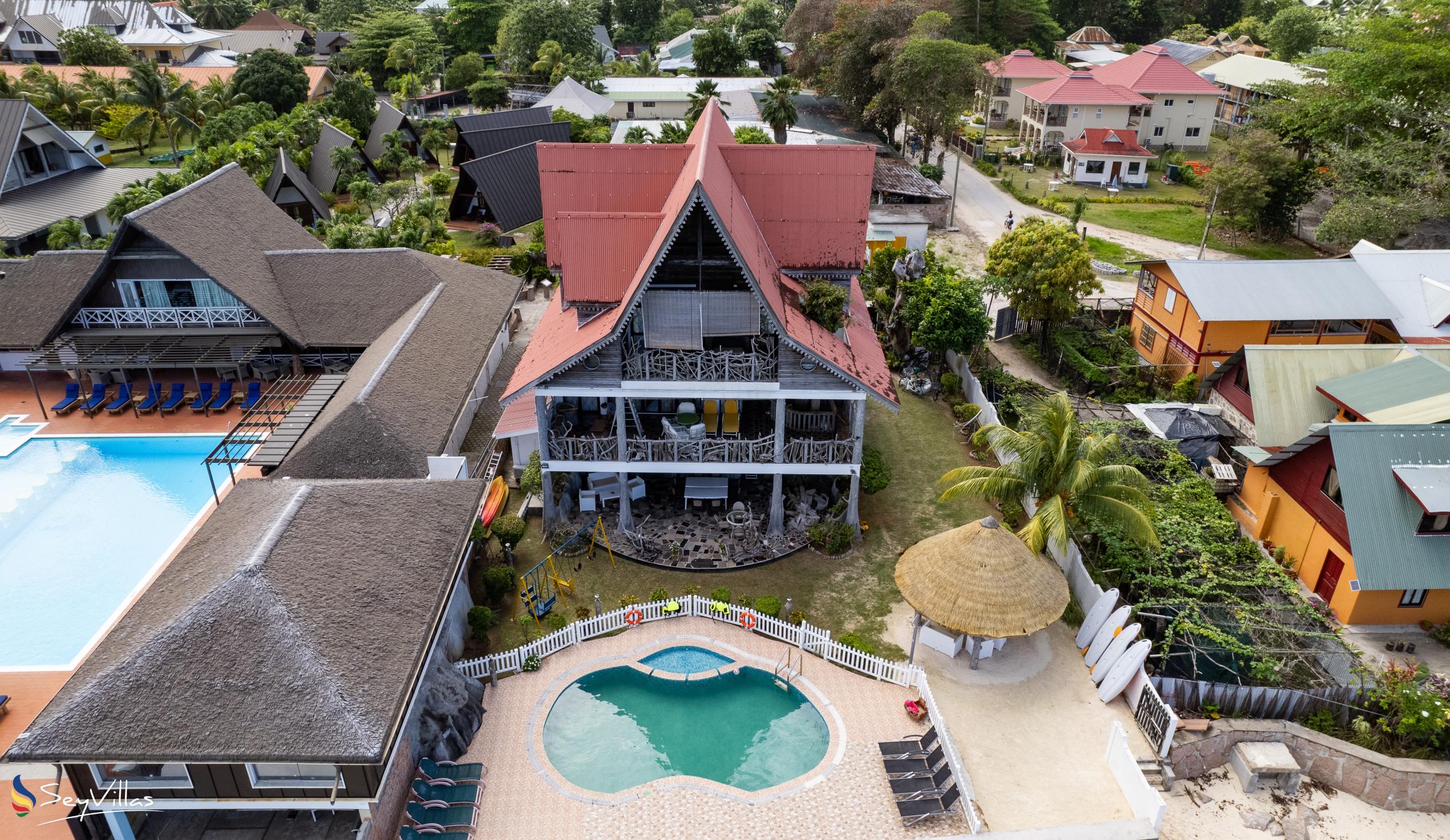 Photo 11: La Digue Emerald Villa - Outdoor area - La Digue (Seychelles)