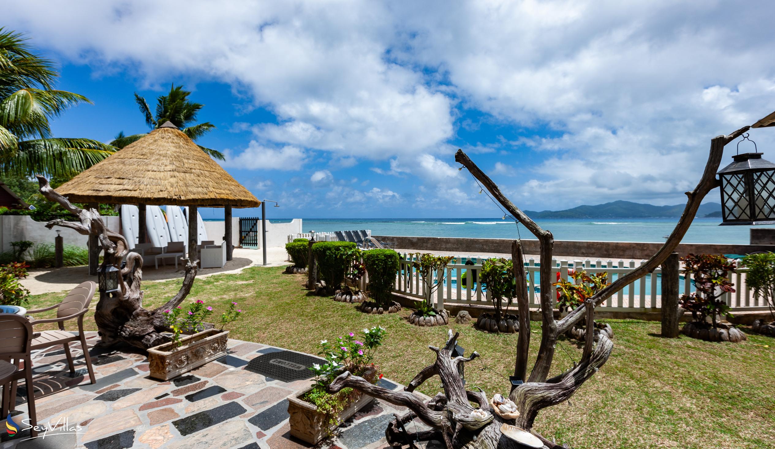 Photo 10: La Digue Emerald Villa - Outdoor area - La Digue (Seychelles)