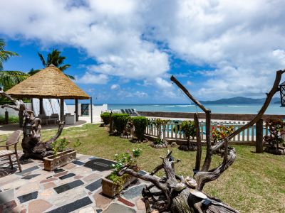 La Digue Emerald Villa