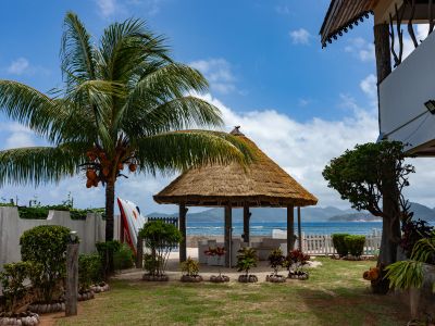 La Digue Emerald Villa