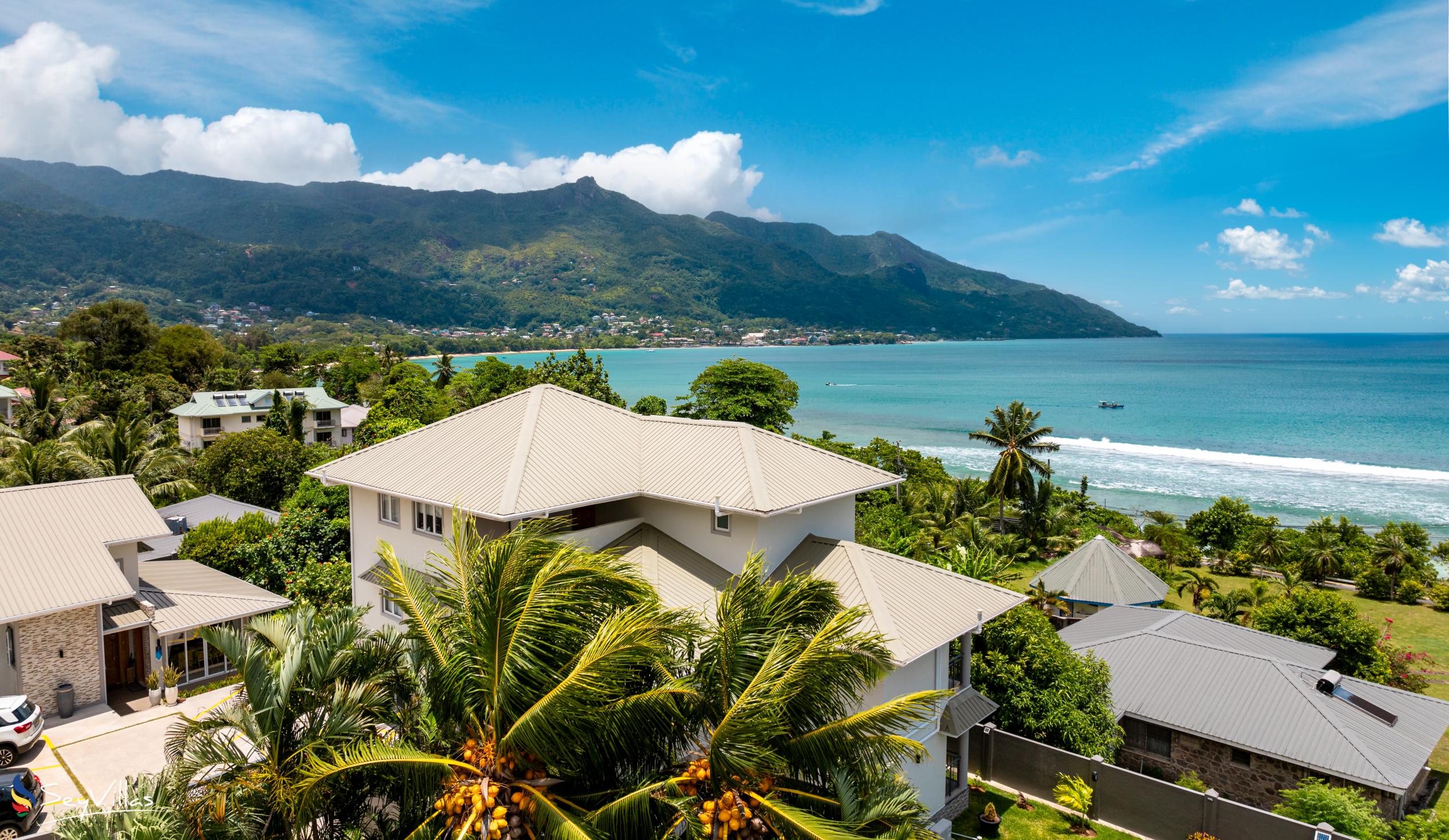 Photo 1: Summer Sand Holiday Apartments - Outdoor area - Mahé (Seychelles)