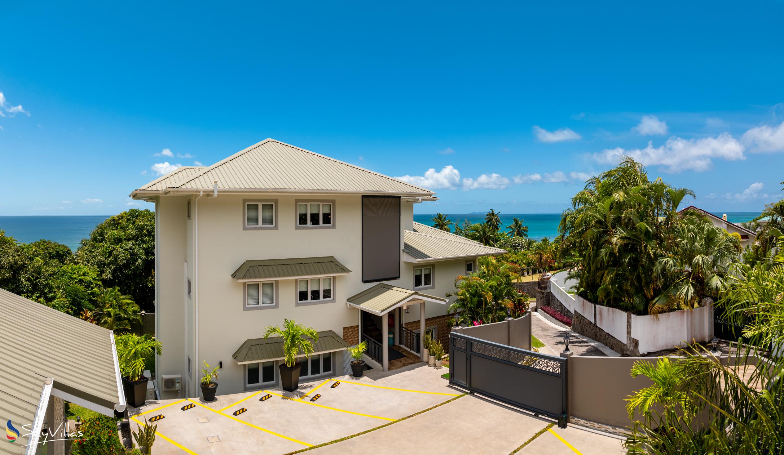 Photo 7: Summer Sand Holiday Apartments - Outdoor area - Mahé (Seychelles)