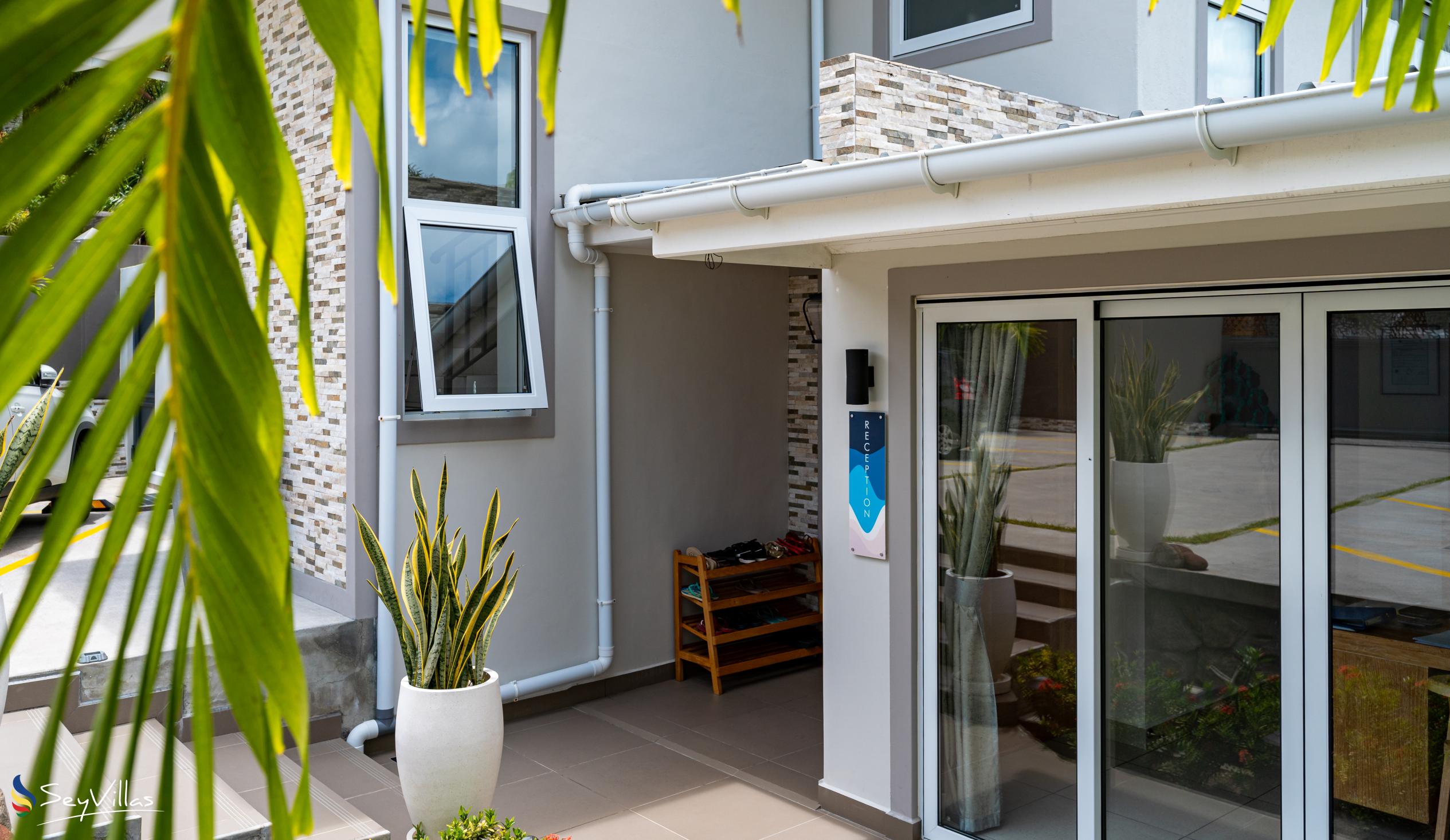 Photo 9: Summer Sand Holiday Apartments - Outdoor area - Mahé (Seychelles)