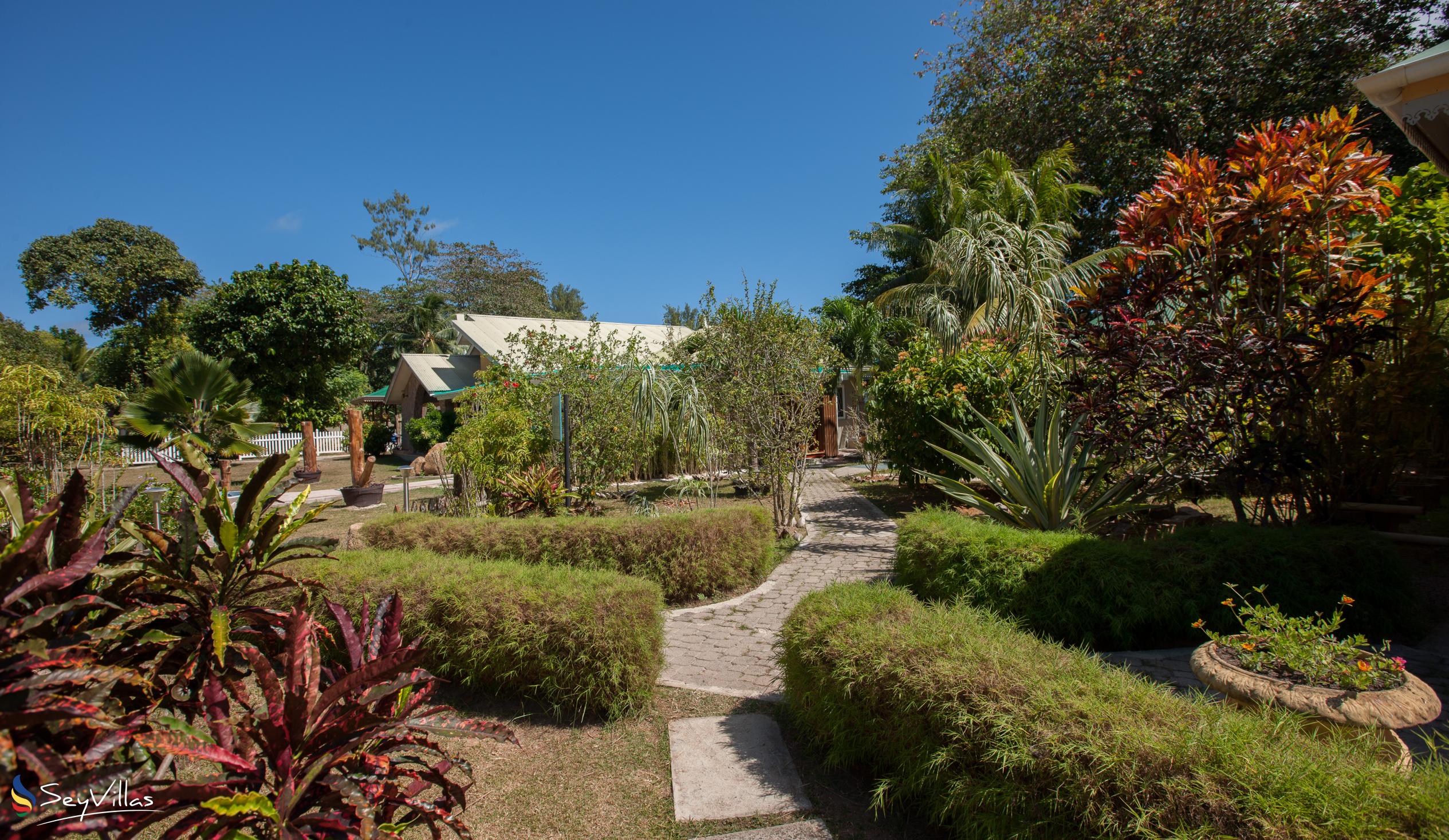 Photo 23: Casa de Leela & CocoLux Luxury Apartments - Outdoor area - La Digue (Seychelles)