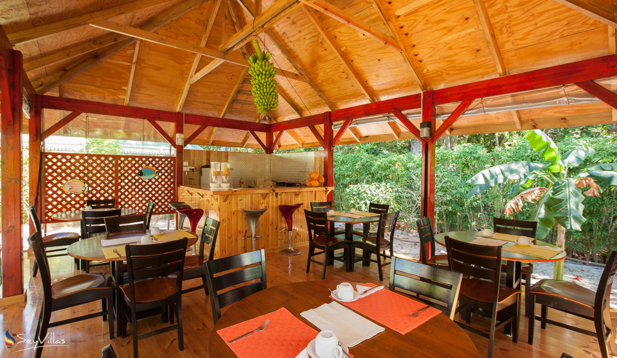 Photo 27: Casa de Leela & CocoLux Luxury Apartments - Indoor area - La Digue (Seychelles)