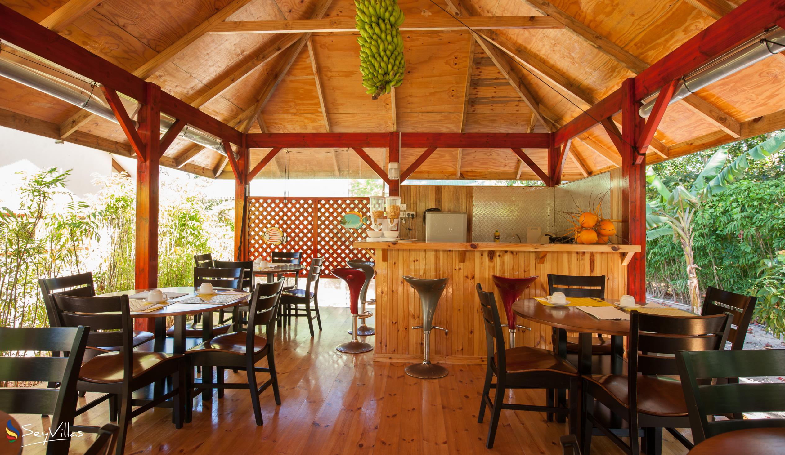 Photo 28: Casa de Leela & CocoLux Luxury Apartments - Indoor area - La Digue (Seychelles)